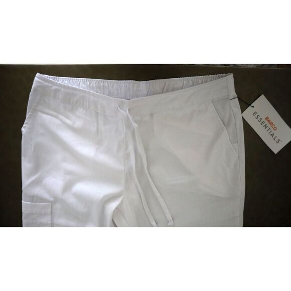 BARCO Essentials Women’s Petite Sz M White 4-Pocket Straight Leg Scrub Pants - Picture 3 of 9